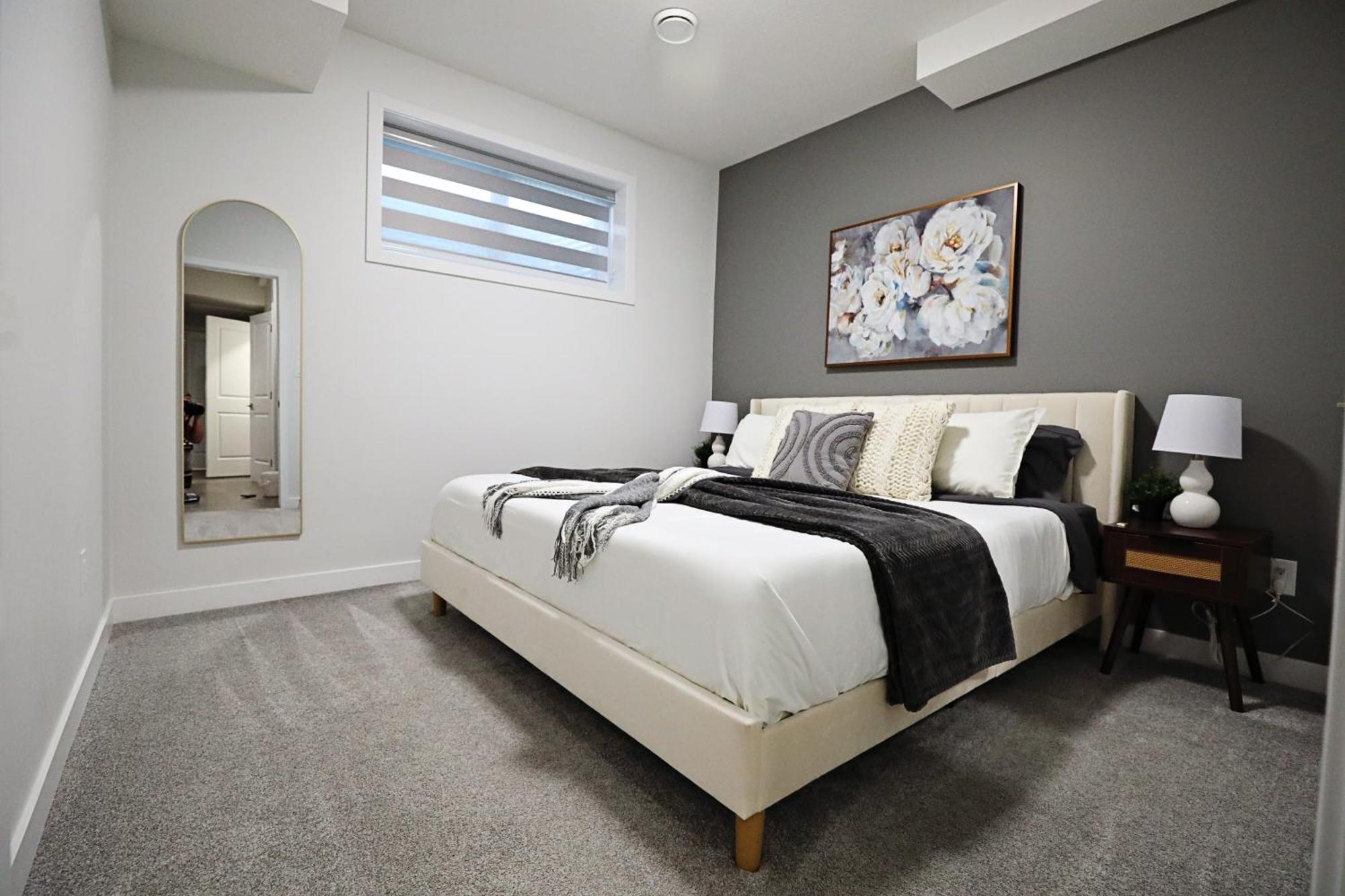 Beautiful Home With 4 King Beds,Airport,Disney+ エドモントン エクステリア 写真