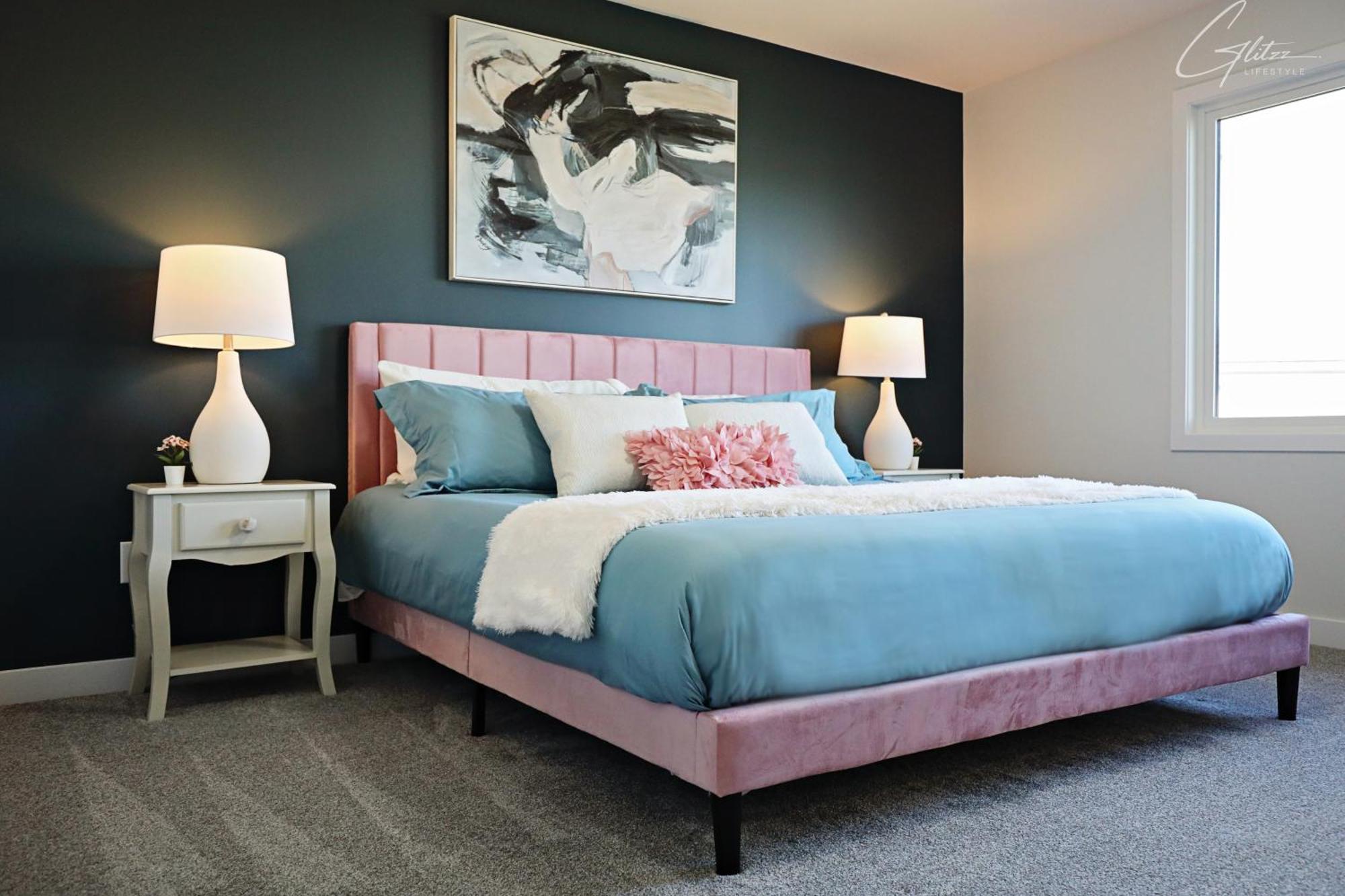 Beautiful Home With 4 King Beds,Airport,Disney+ エドモントン エクステリア 写真