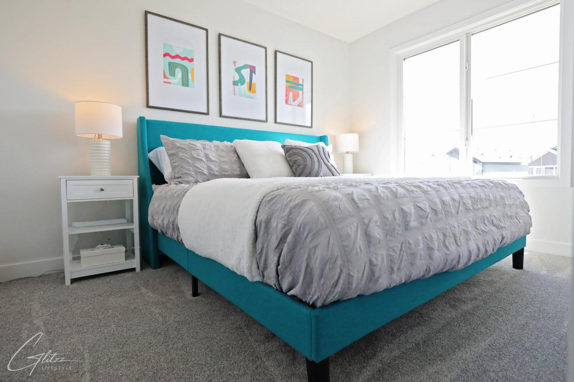 Beautiful Home With 4 King Beds,Airport,Disney+ エドモントン エクステリア 写真