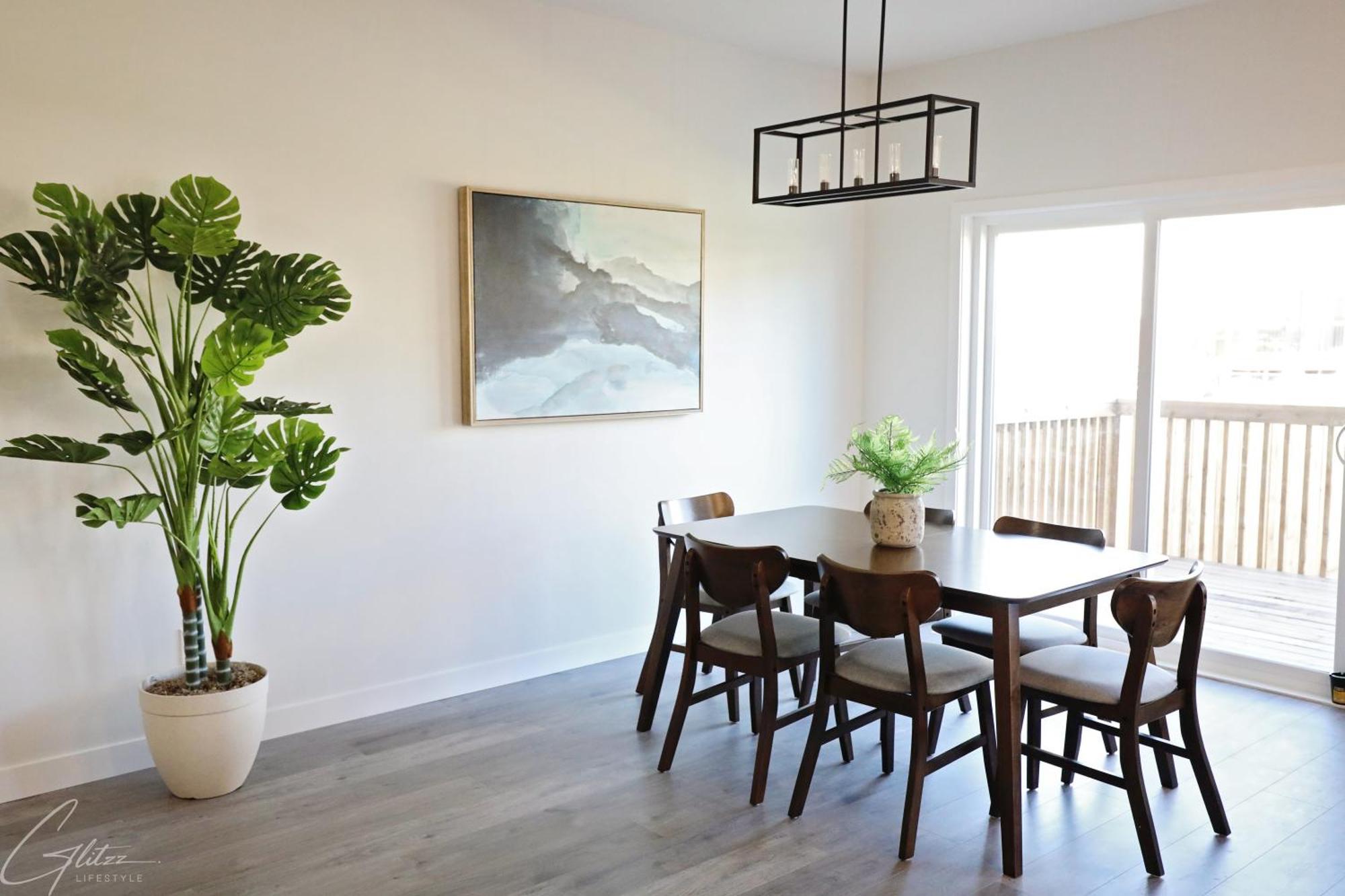 Beautiful Home With 4 King Beds,Airport,Disney+ エドモントン エクステリア 写真
